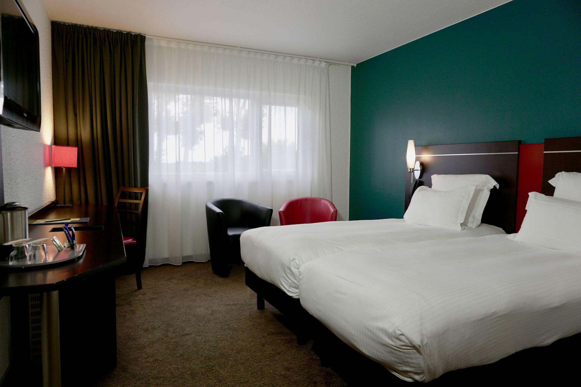 Golden Tulip Roissy Witz Hotel 4*